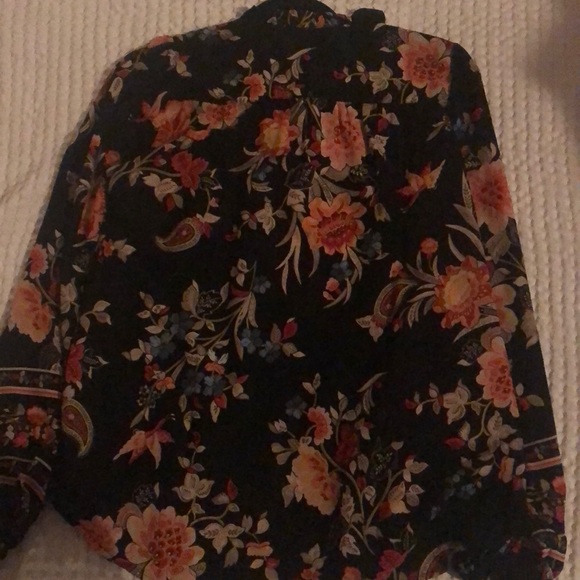 Loft pattern blouse - Picture 3 of 3